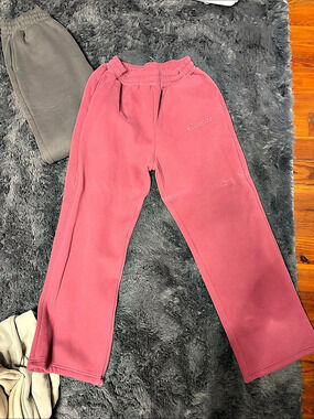 Comfort Women's Wide Leg Joggers in Pink Size Medium Like New
